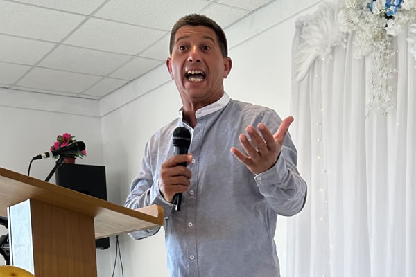 49f1869d-febd-0771-7676-249034